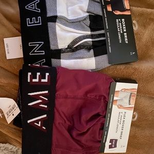 2 pair boxer briefs